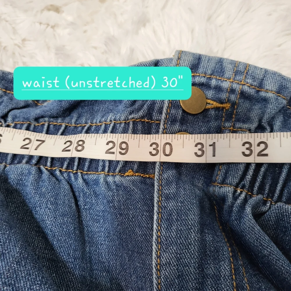 NWOT FOREVER 21 Paper Bag Jeans Size 29 Baggy Stretchy Waist Distresssd Style